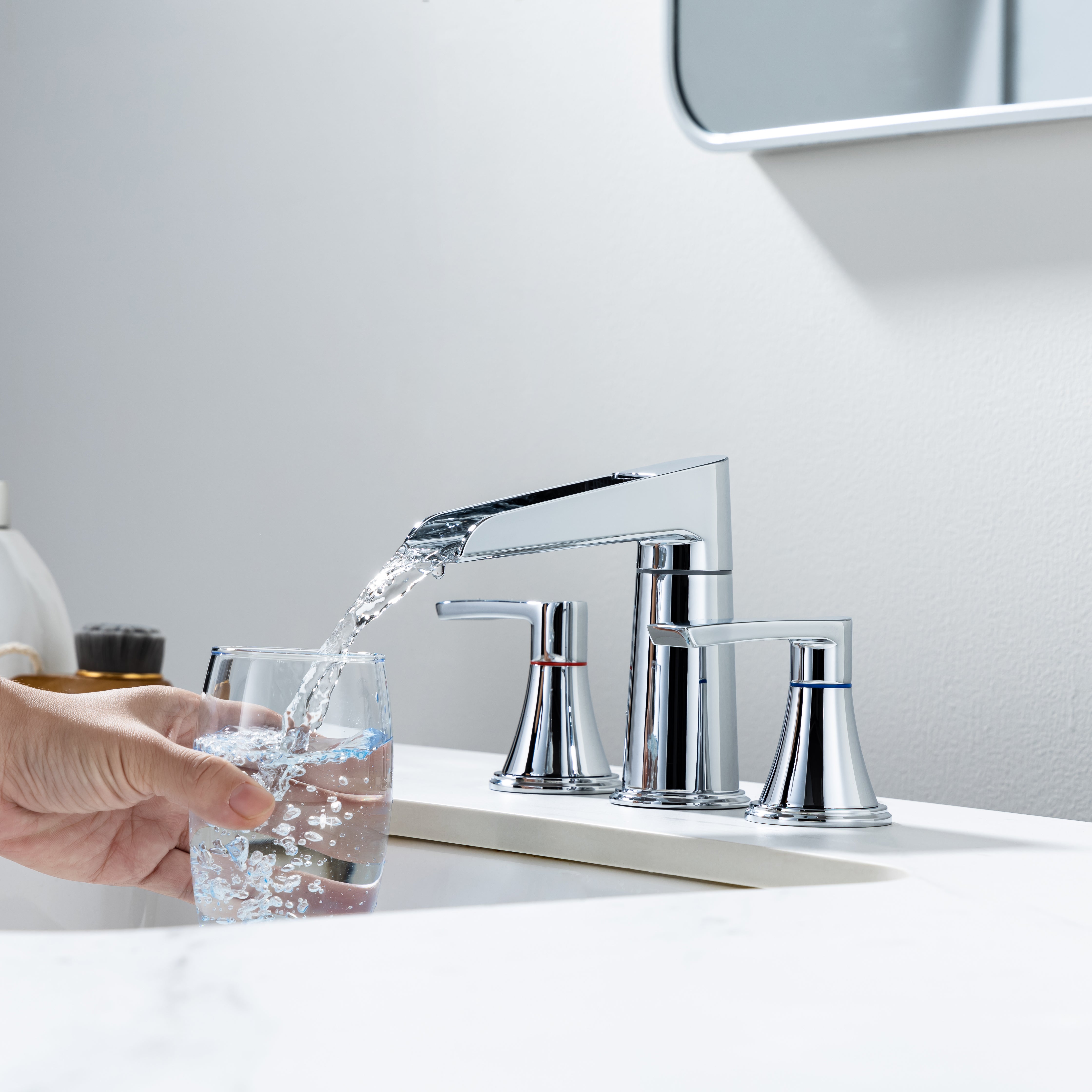 Waterfall Bathroom Faucet Contemporary 2-Handle Bathroom Faucet with Drain Kit