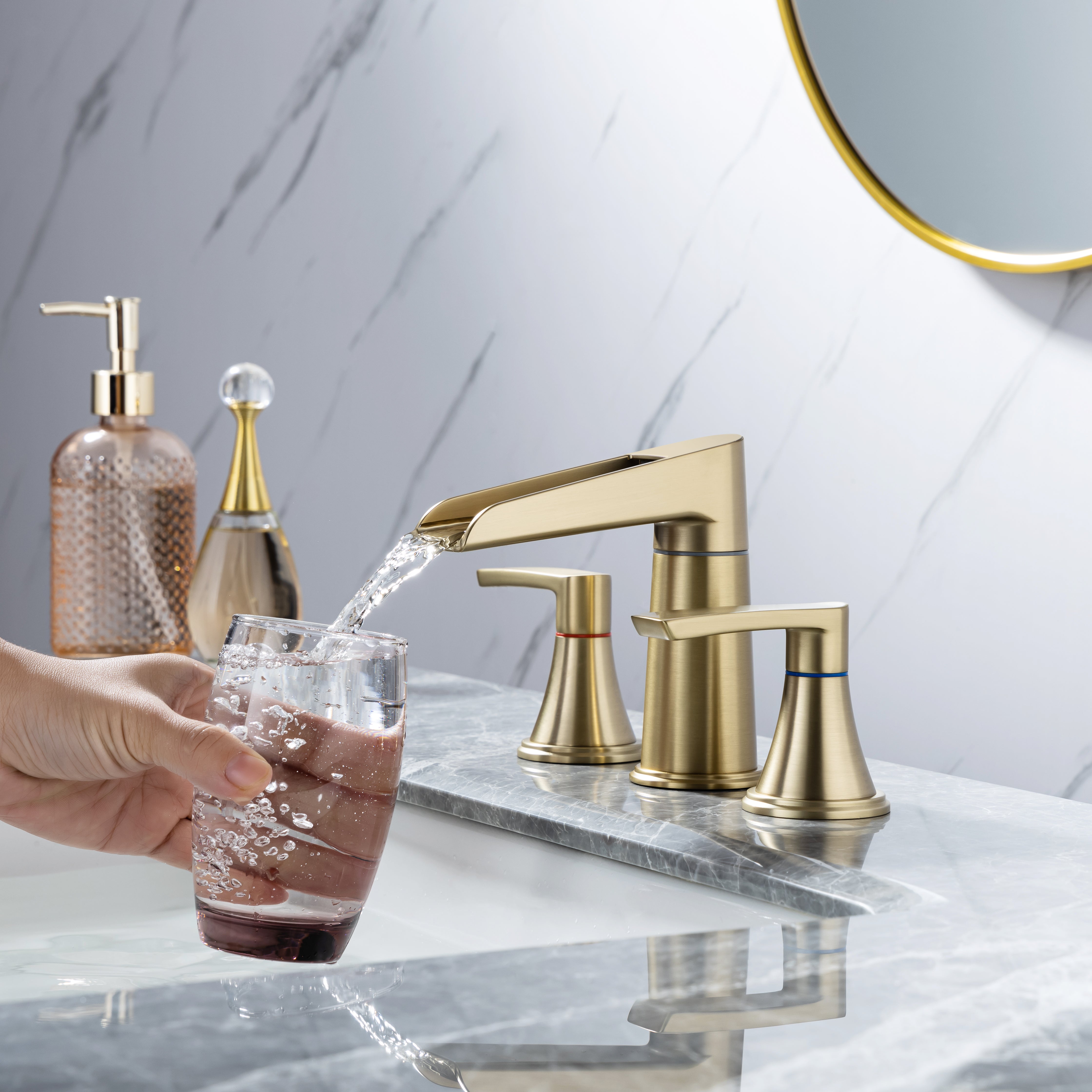 Waterfall Bathroom Faucet Contemporary 2-Handle Bathroom Faucet with Drain Kit