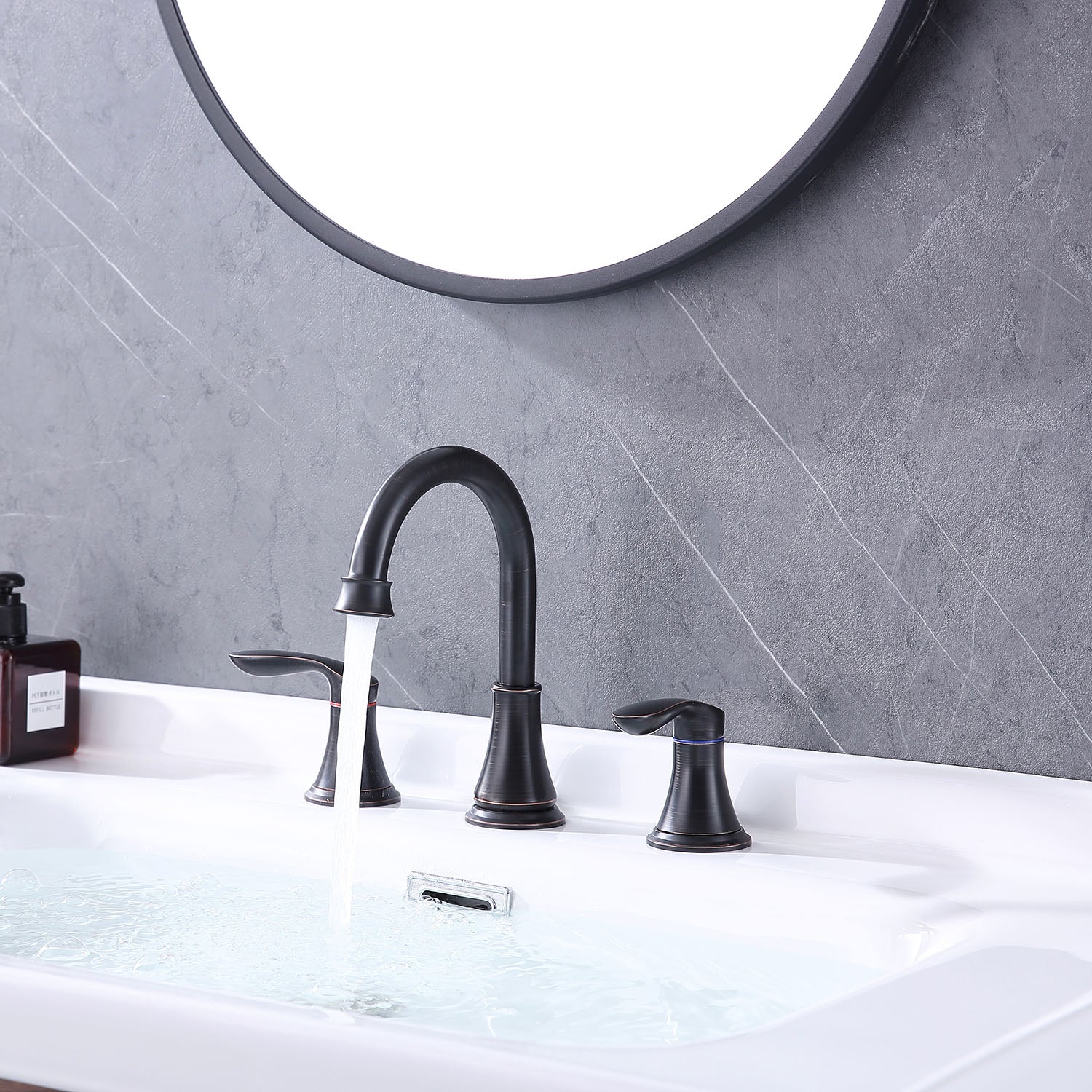wall mounted bathroom faucets
