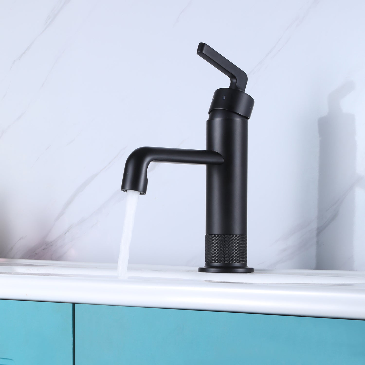 widespread bathroom faucet