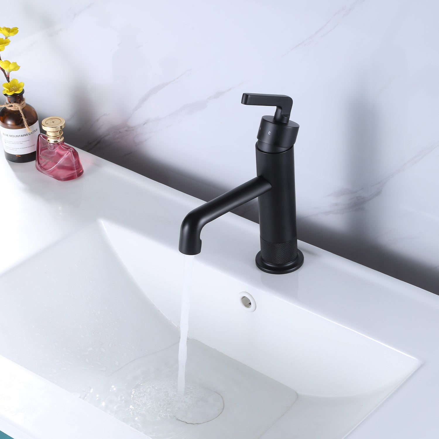bathroom faucet one hole