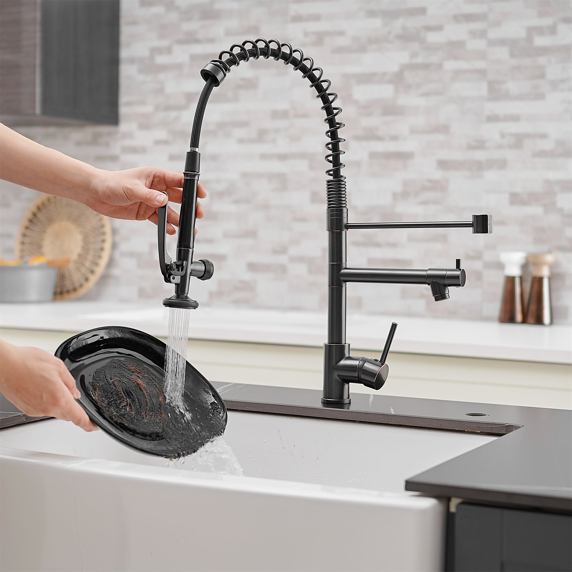 Pull Down Double Handle Kitchen Sink Faucet in Oil Rubbed Bronze