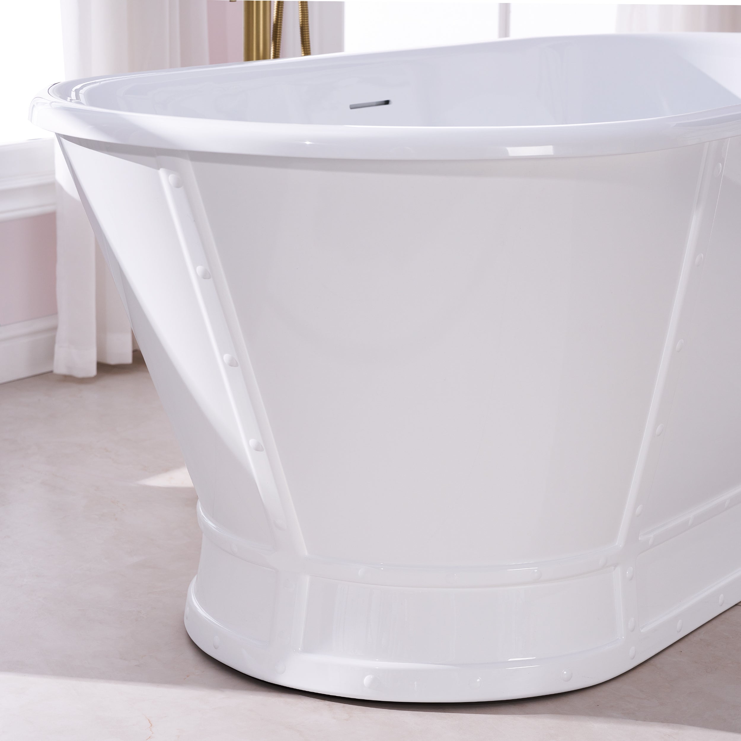 66" Freestanding Glossy White Acrylic Bathtub with Integrated Overflow