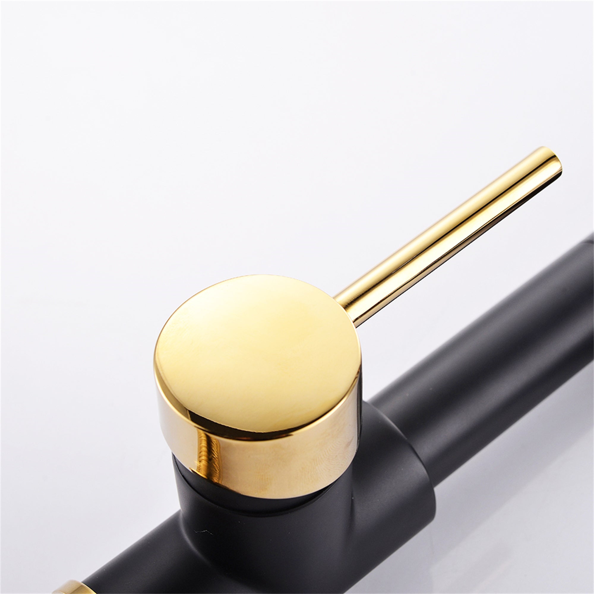 Modern Pull-down Single Handle Kitchen Faucet with Two Nozzles