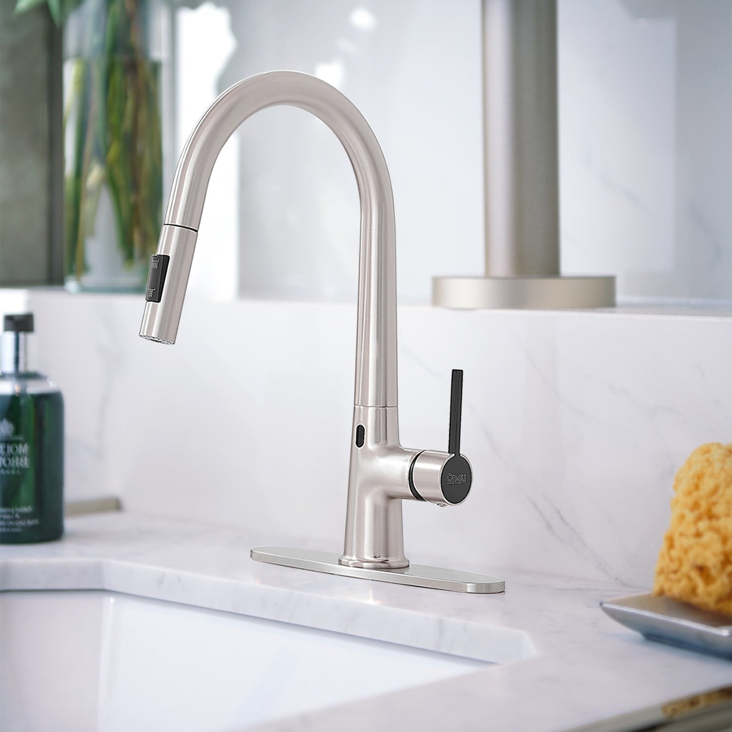 Single Handle Touchless Gooseneck Pull Down Sprayer Kitchen Faucet