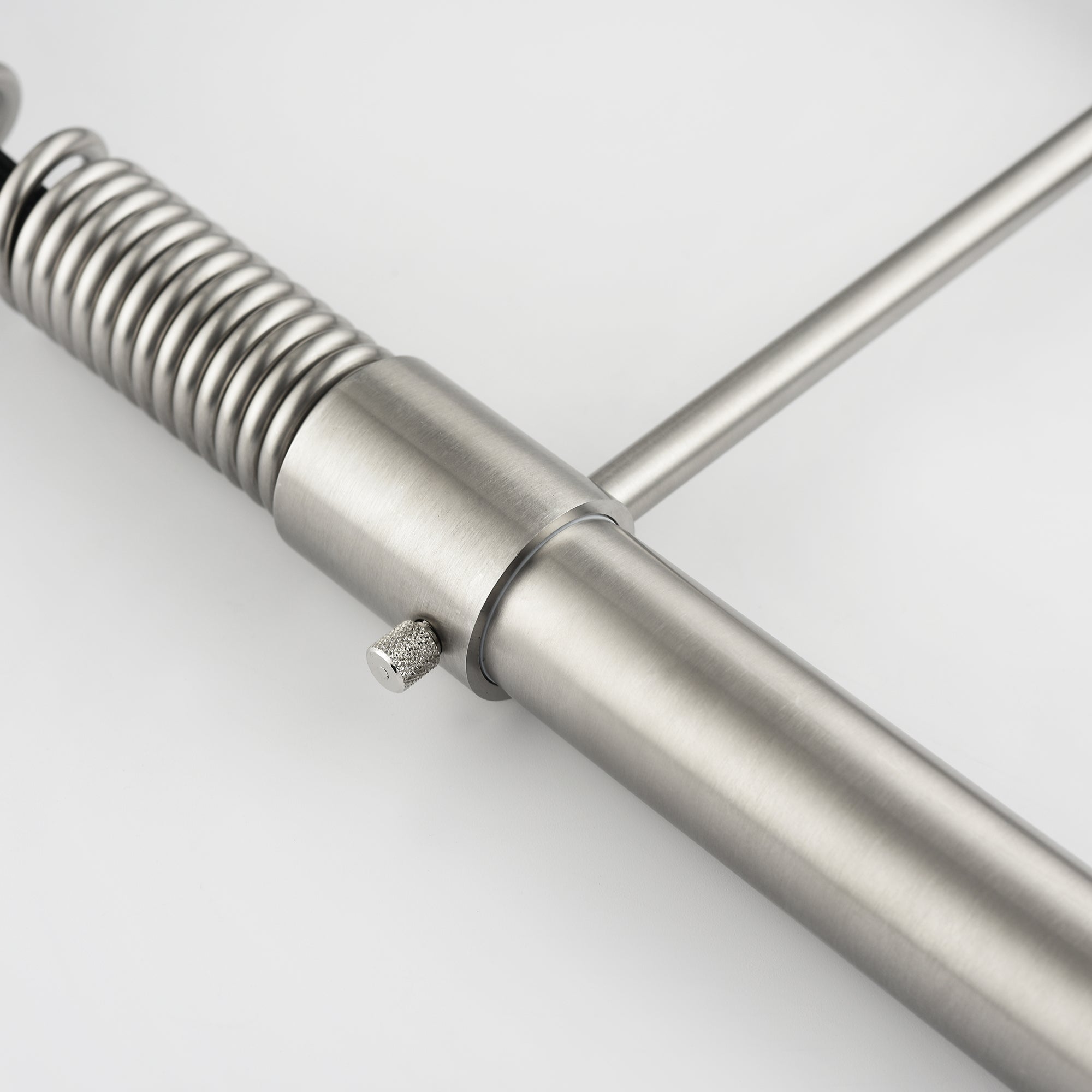 #Color_Brushed Nickel