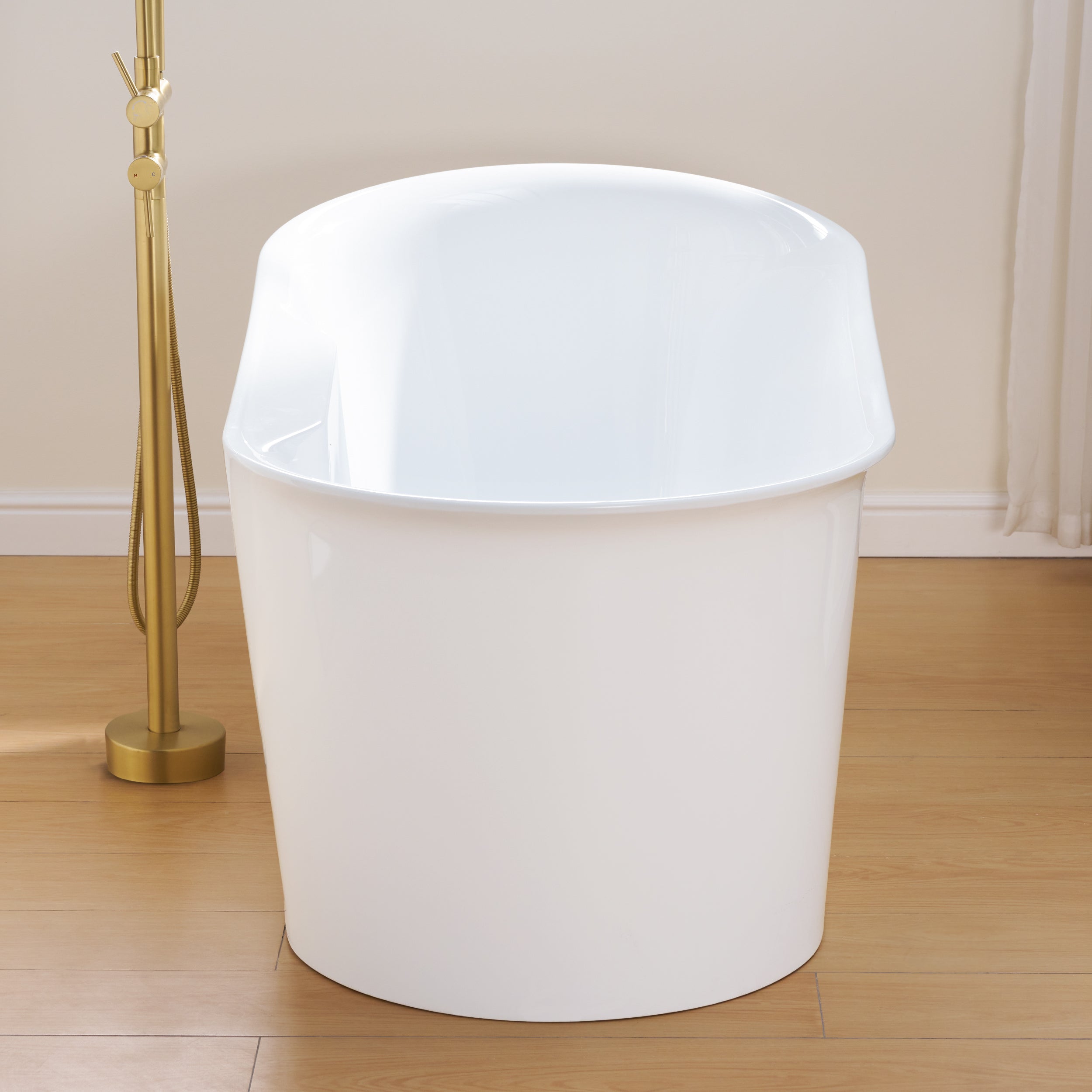66" Freestanding Glossy White Acrylic Bathtub with Overflow and Drainage