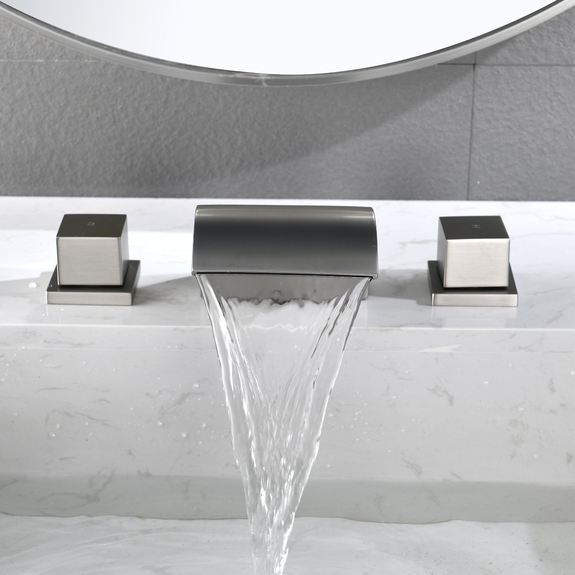 bathroom faucet sink