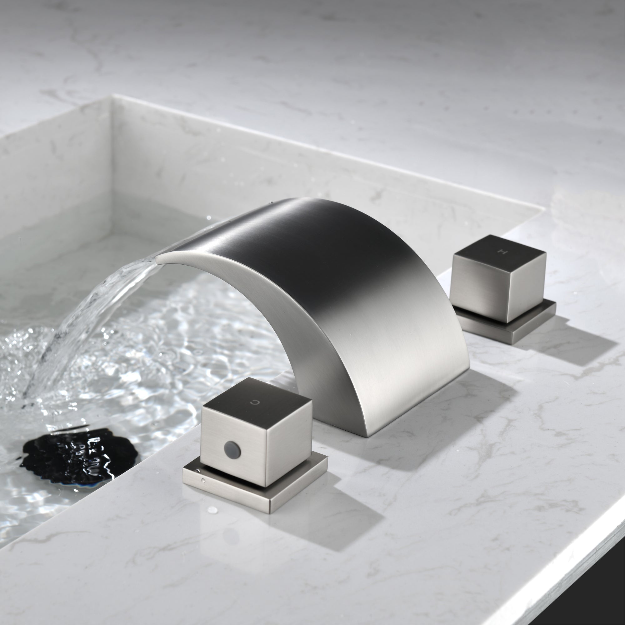 black faucets for the bathroom