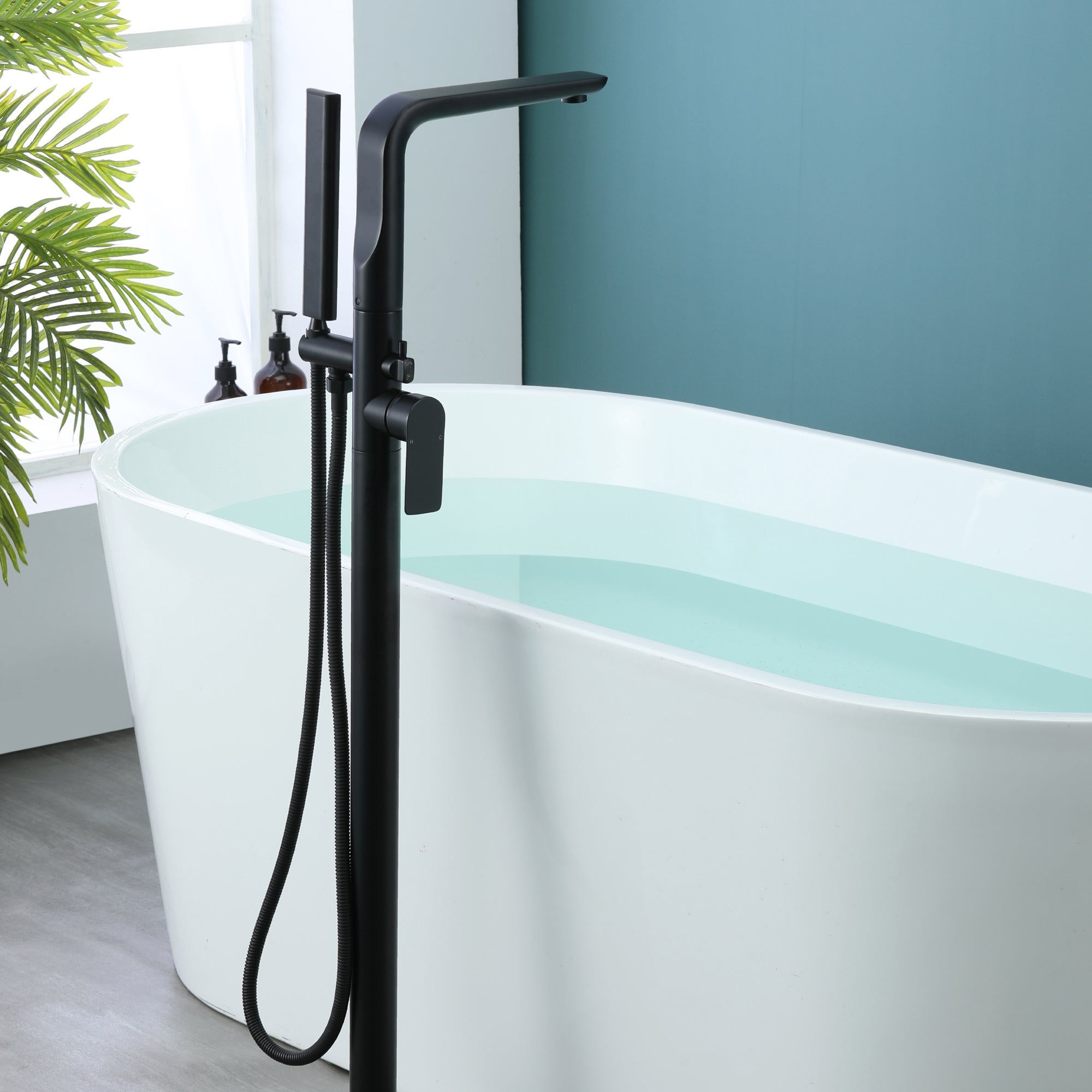 Rotatable Single Handle Freestanding Bathtub Mounted Faucet with Hand Shower