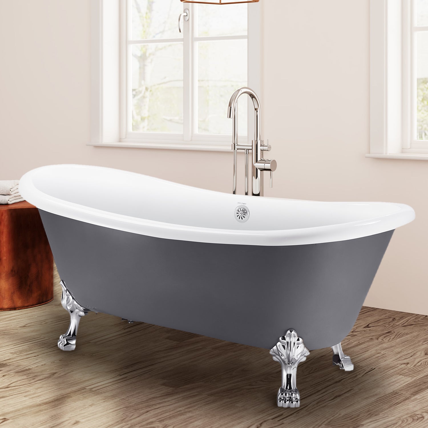 freestanding tub