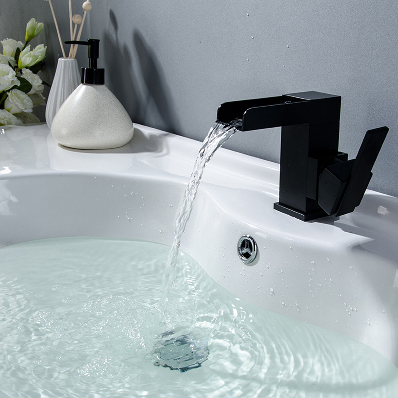 bathroom faucet sink