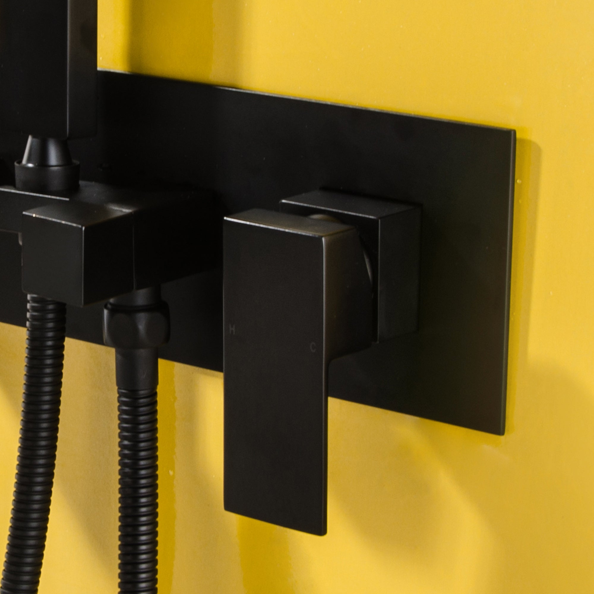 Single Handle Wall Mounted Black Tub Spout With Handshower