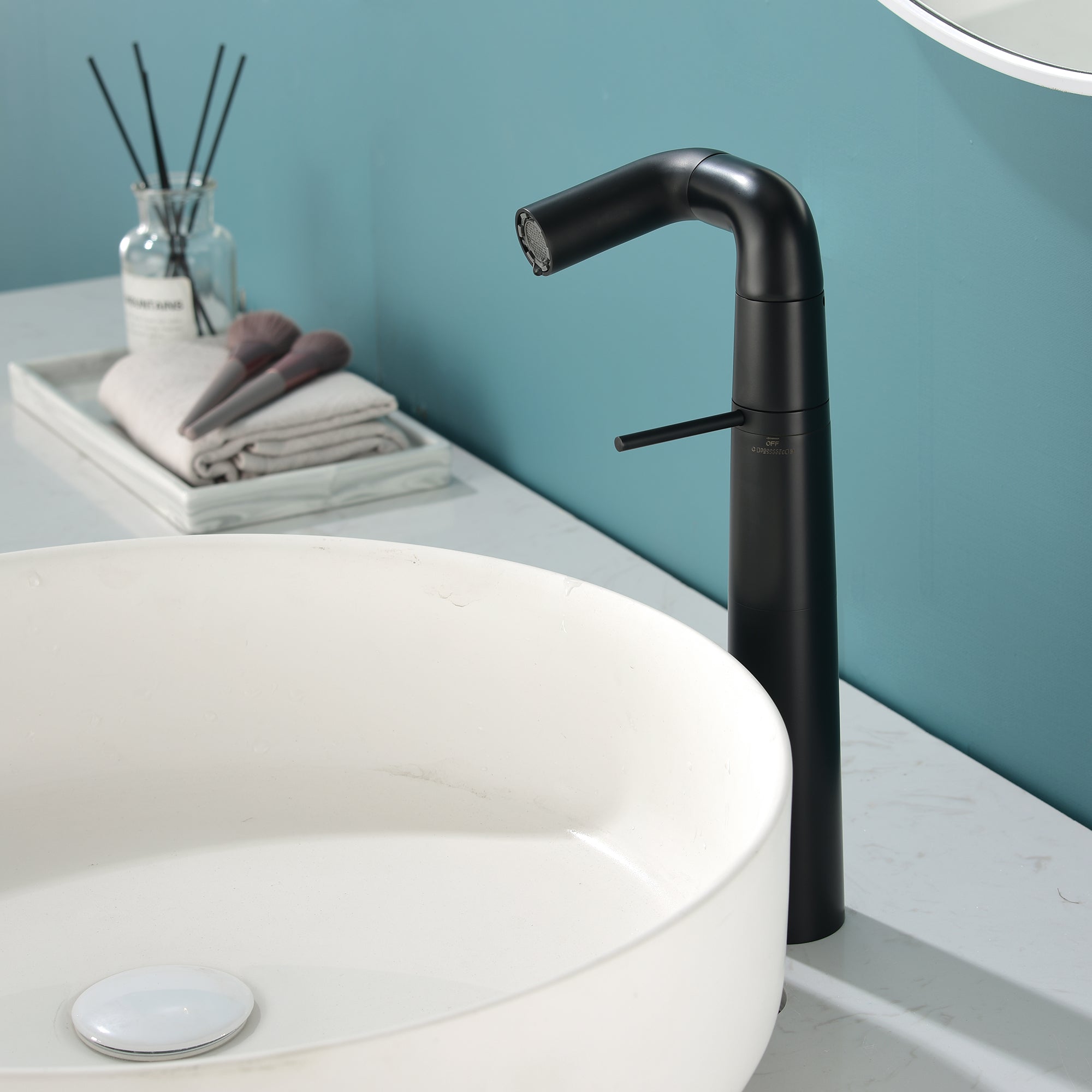 bathroom faucet sink