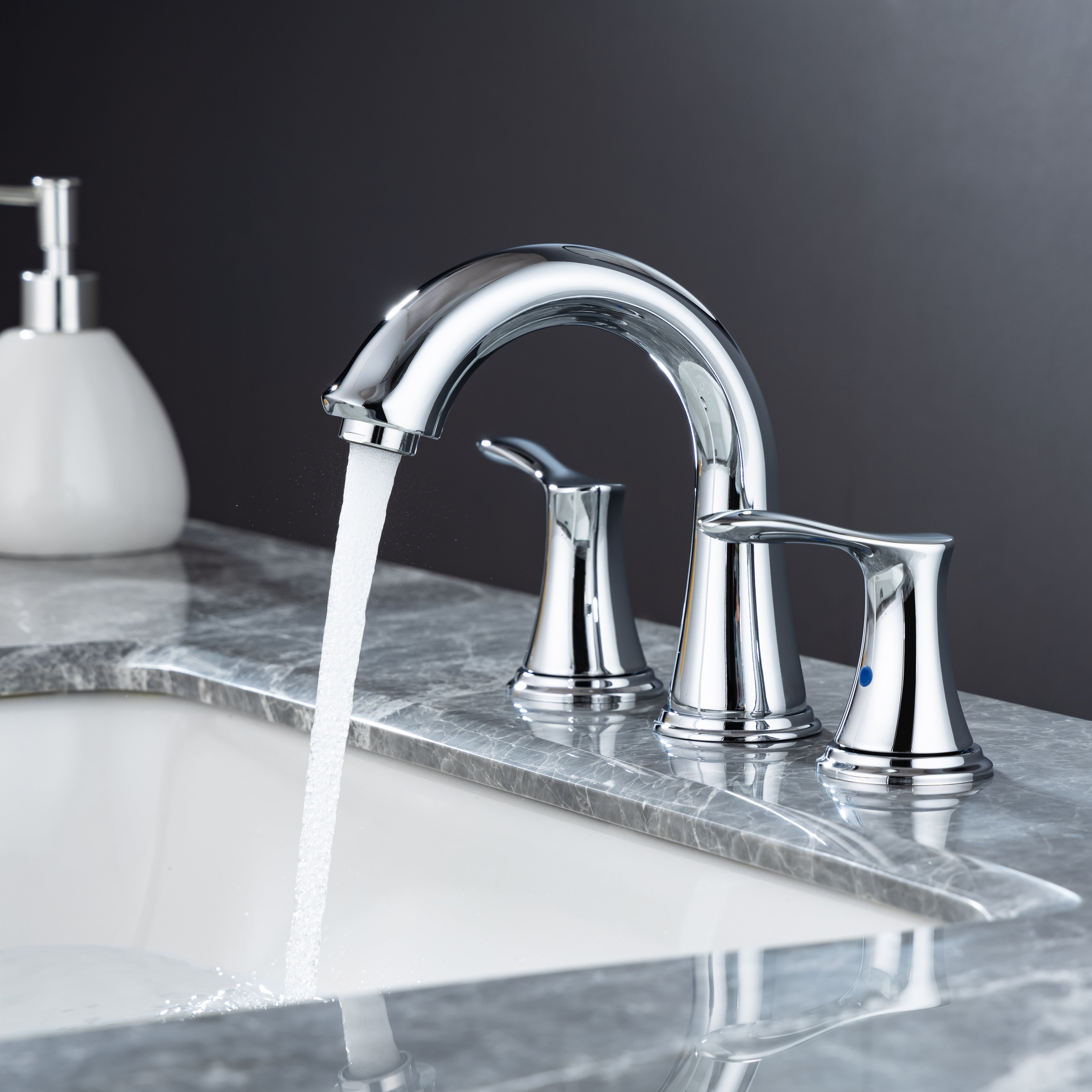 2-Handle Chrome Bathroom Sink Faucet with Drain Assembly