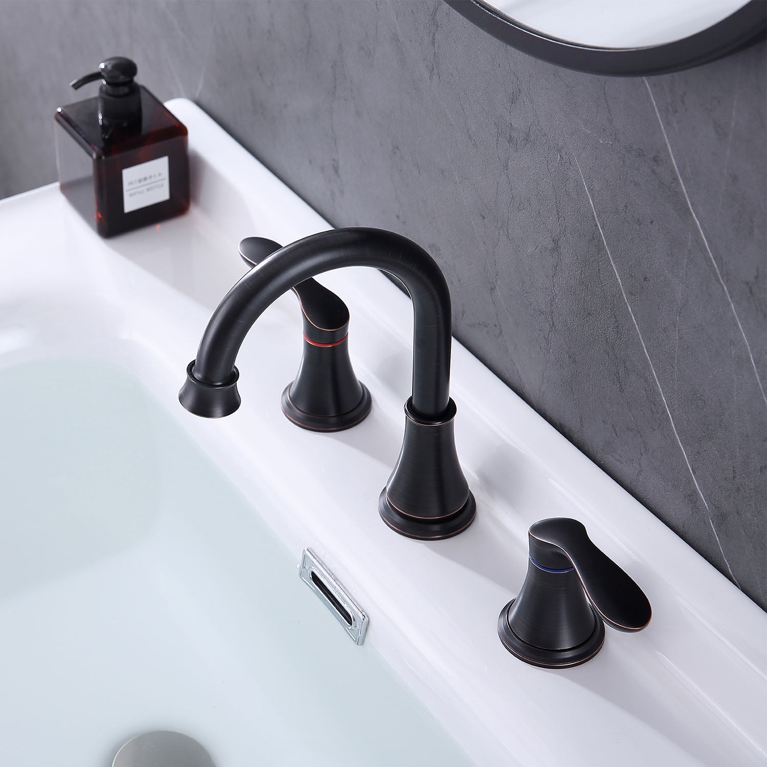 bathroom faucets widespread