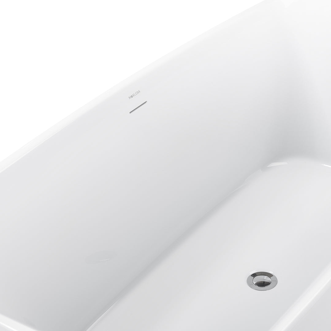 28-in W x 59-in L Gloss  Acrylic Oval Freestanding Soaking Bathtub