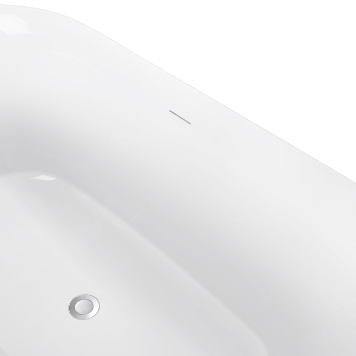 67" 100% Acrylic Freestanding Contemporary Soaking Bathtub in White