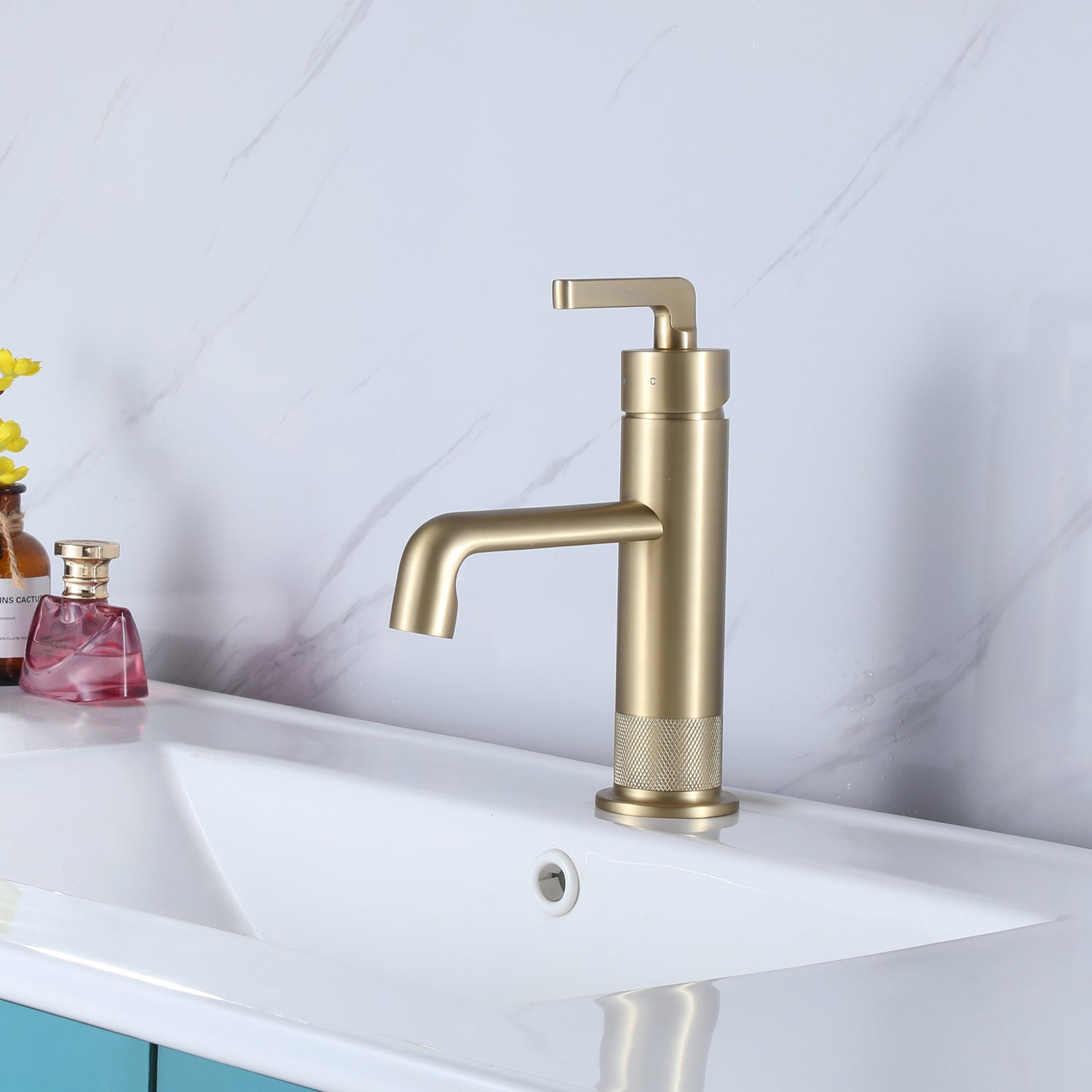 black faucet bathroom