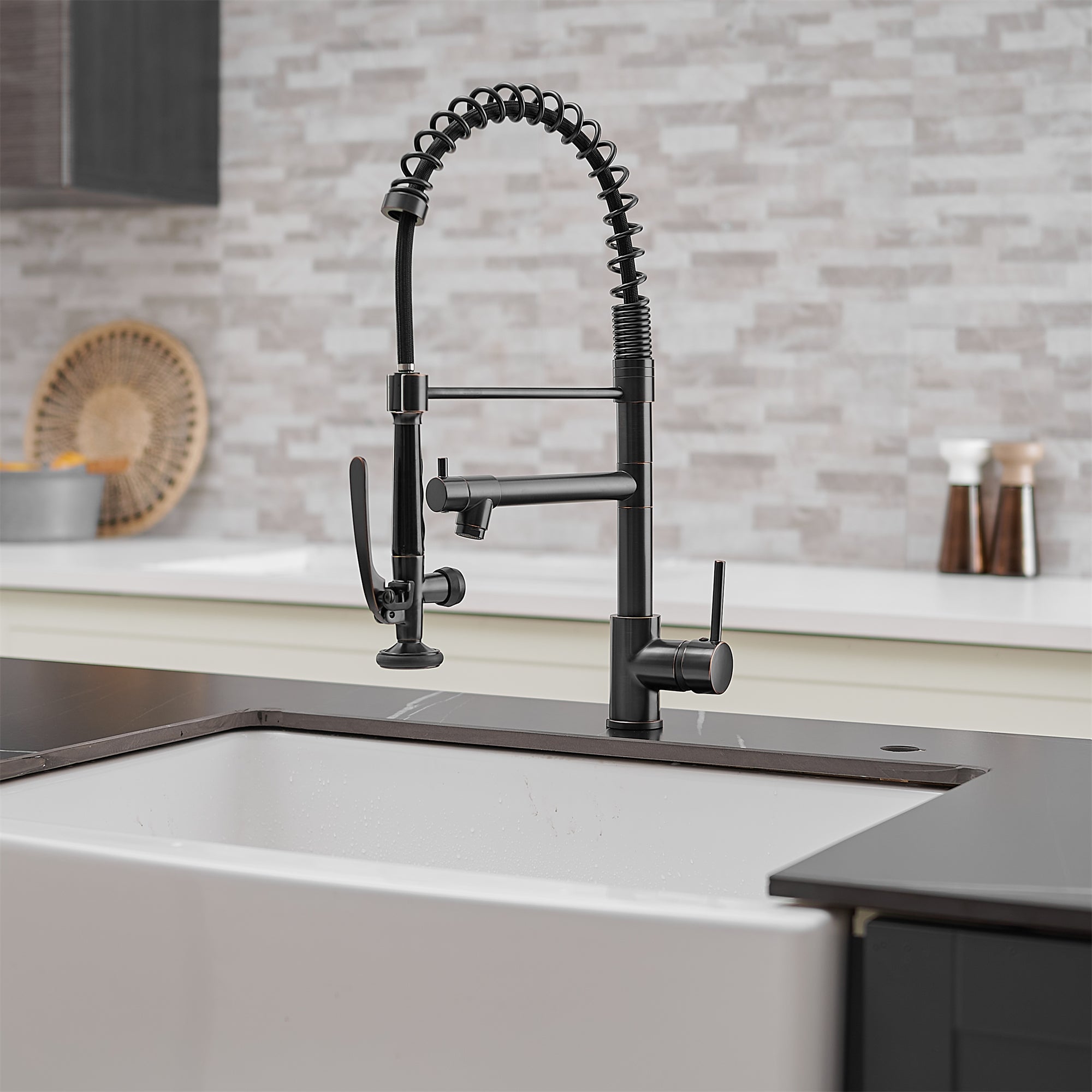 Pull Down Double Handle Kitchen Sink Faucet in Oil Rubbed Bronze