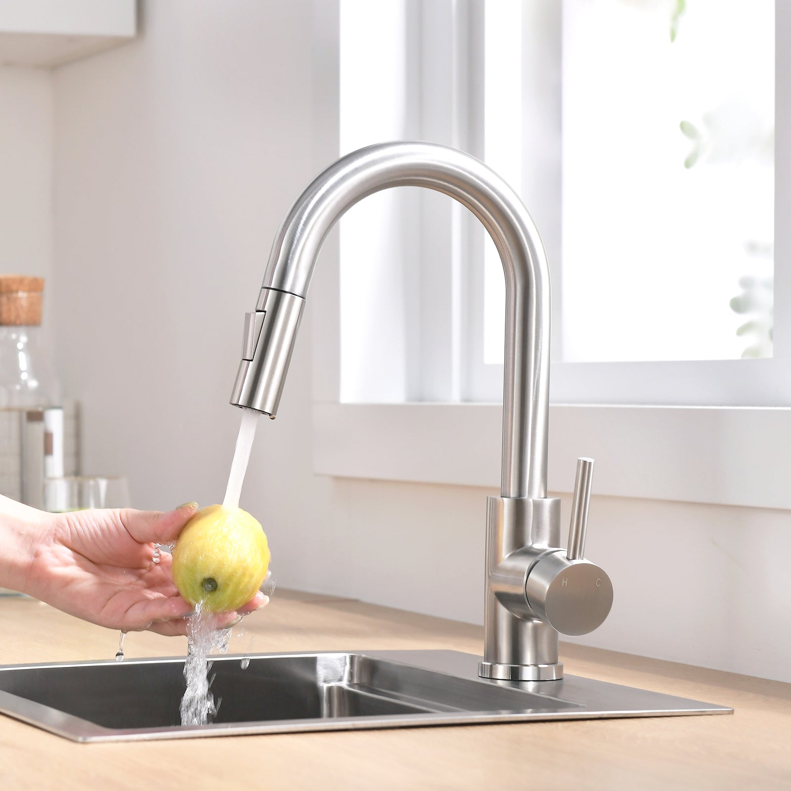 Pull-Out Kitchen Faucet