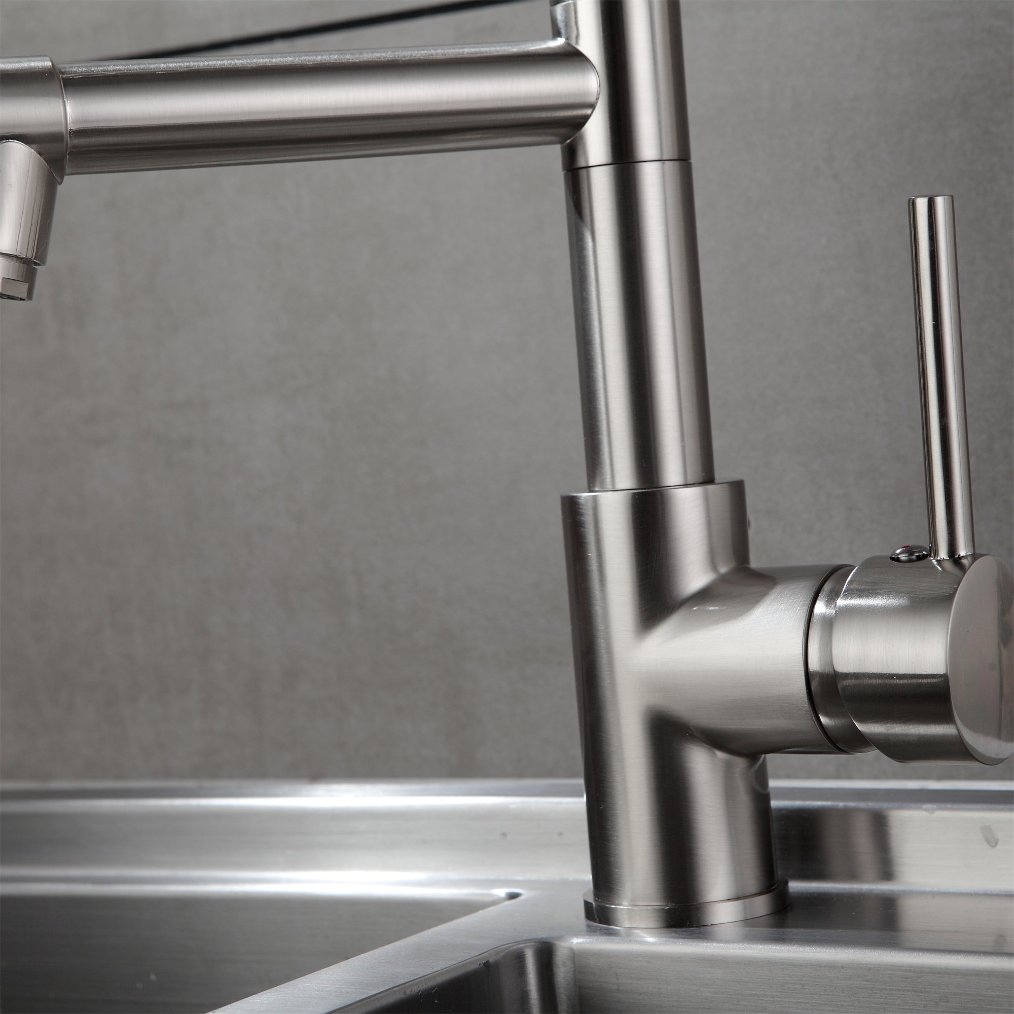 Kitchen Spring Faucets with Pull Down Sprayer-2 Functions Sprayer