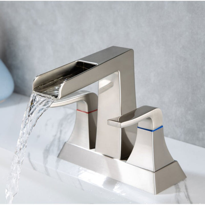 Centerset Faucet 2-handle Bathroom Faucet with Drain Assembly