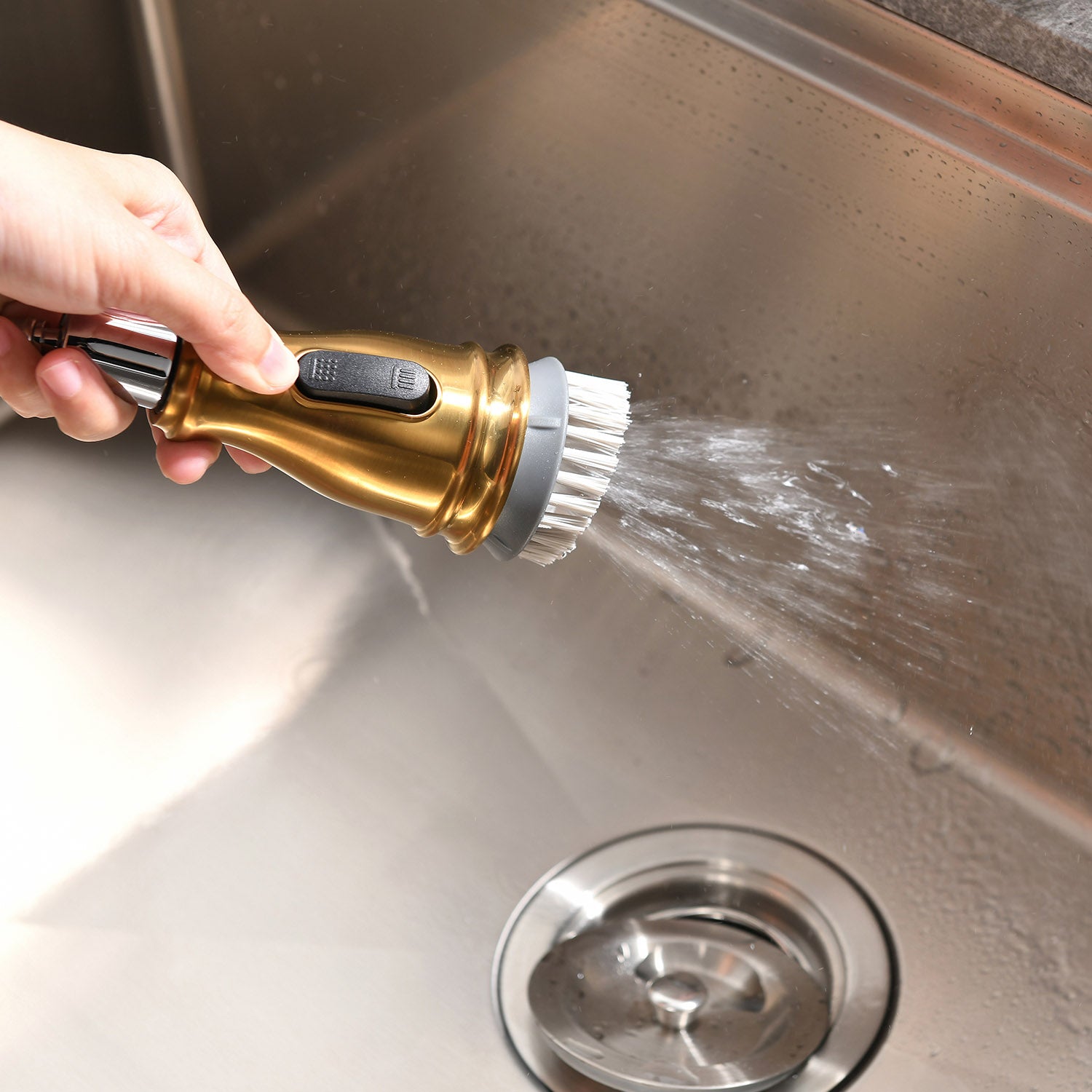 Single Handle Solid Brass Pull Down Kitchen Faucet in Brushed Gold