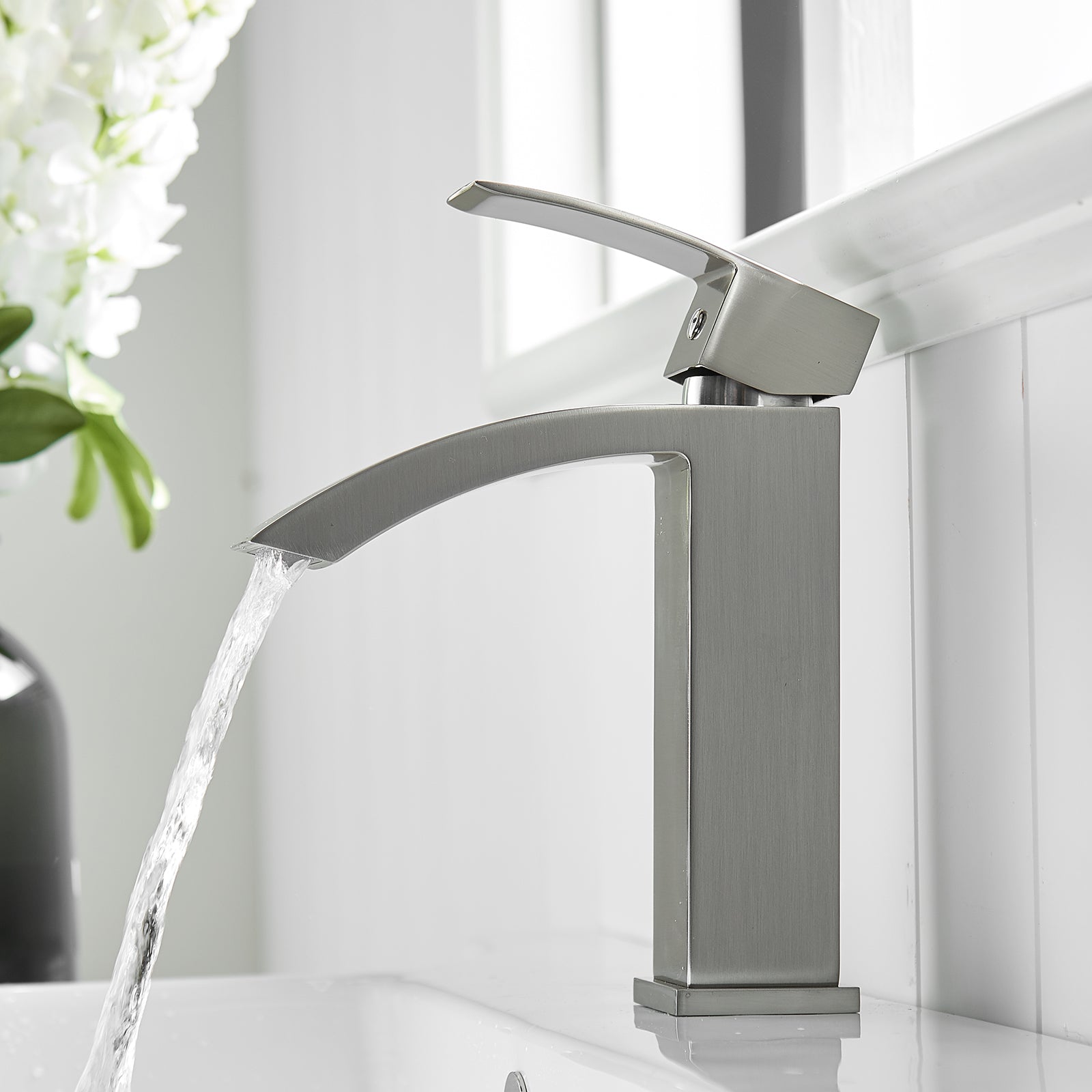 bathroom sink faucets