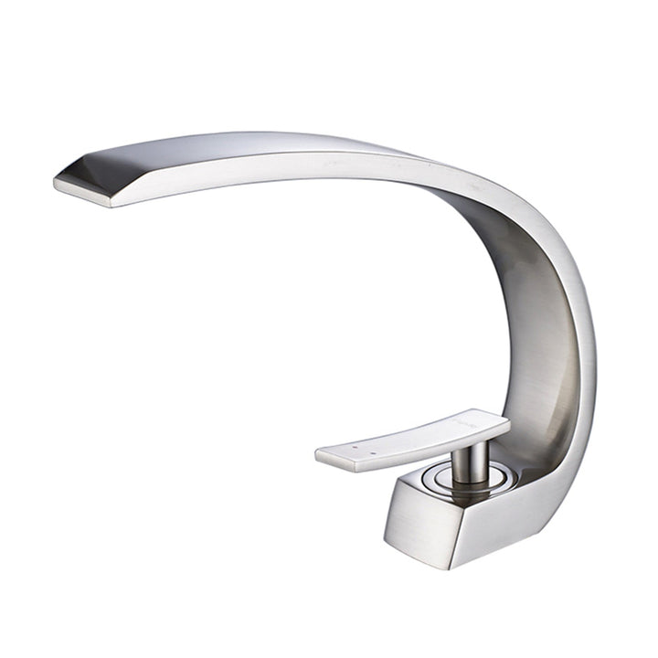 Single Handle Single Hole Bathroom Faucet in Polished Chrome