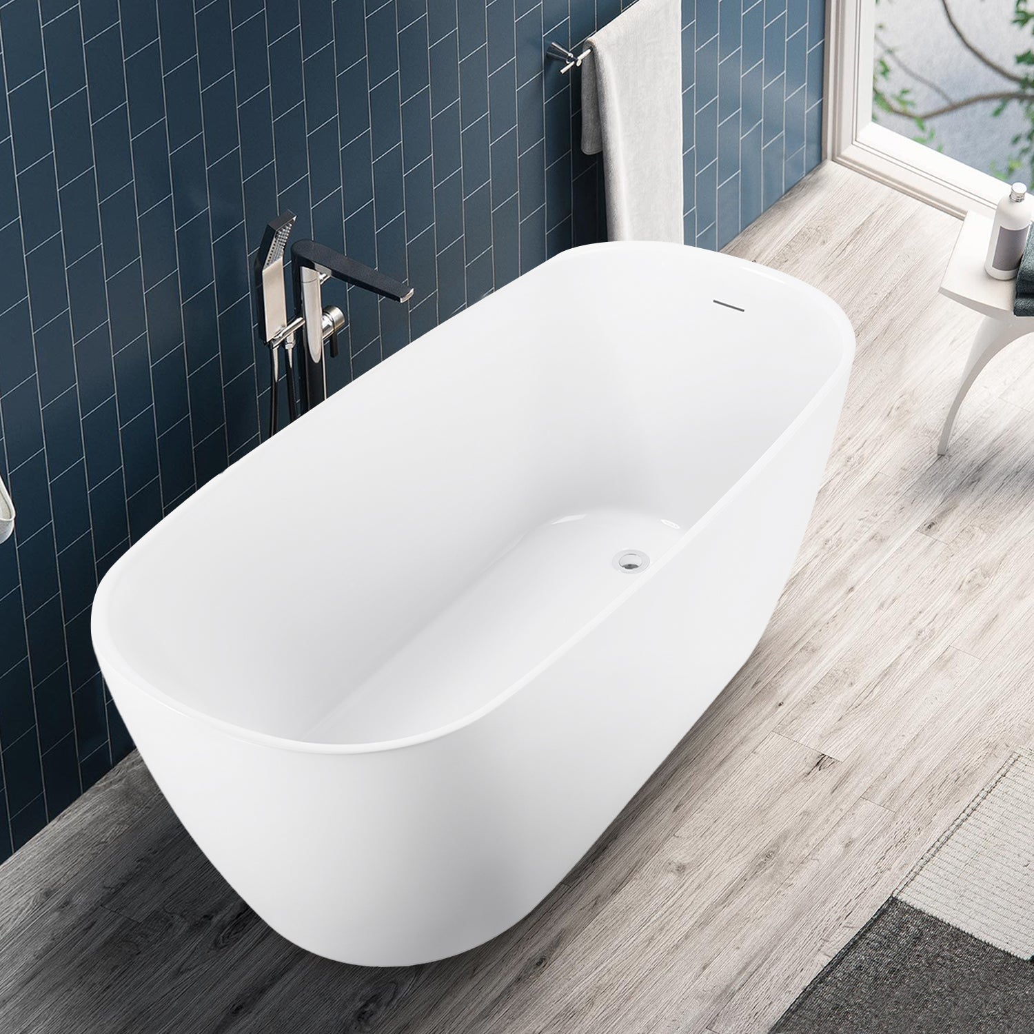 large bath tub