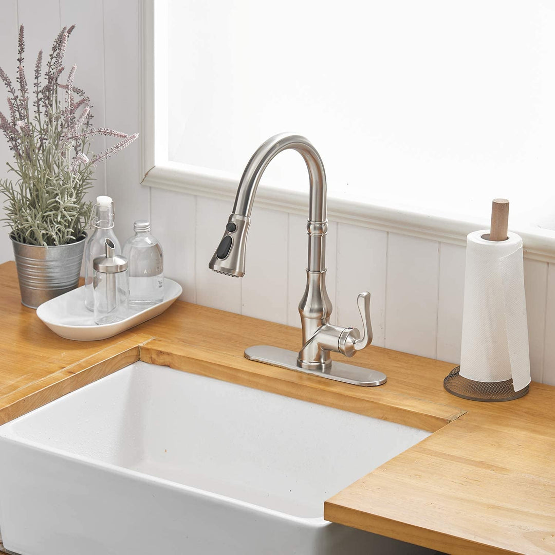 Single Handle Pull Down 3 Spray Kitchen Faucet with Deck Plate