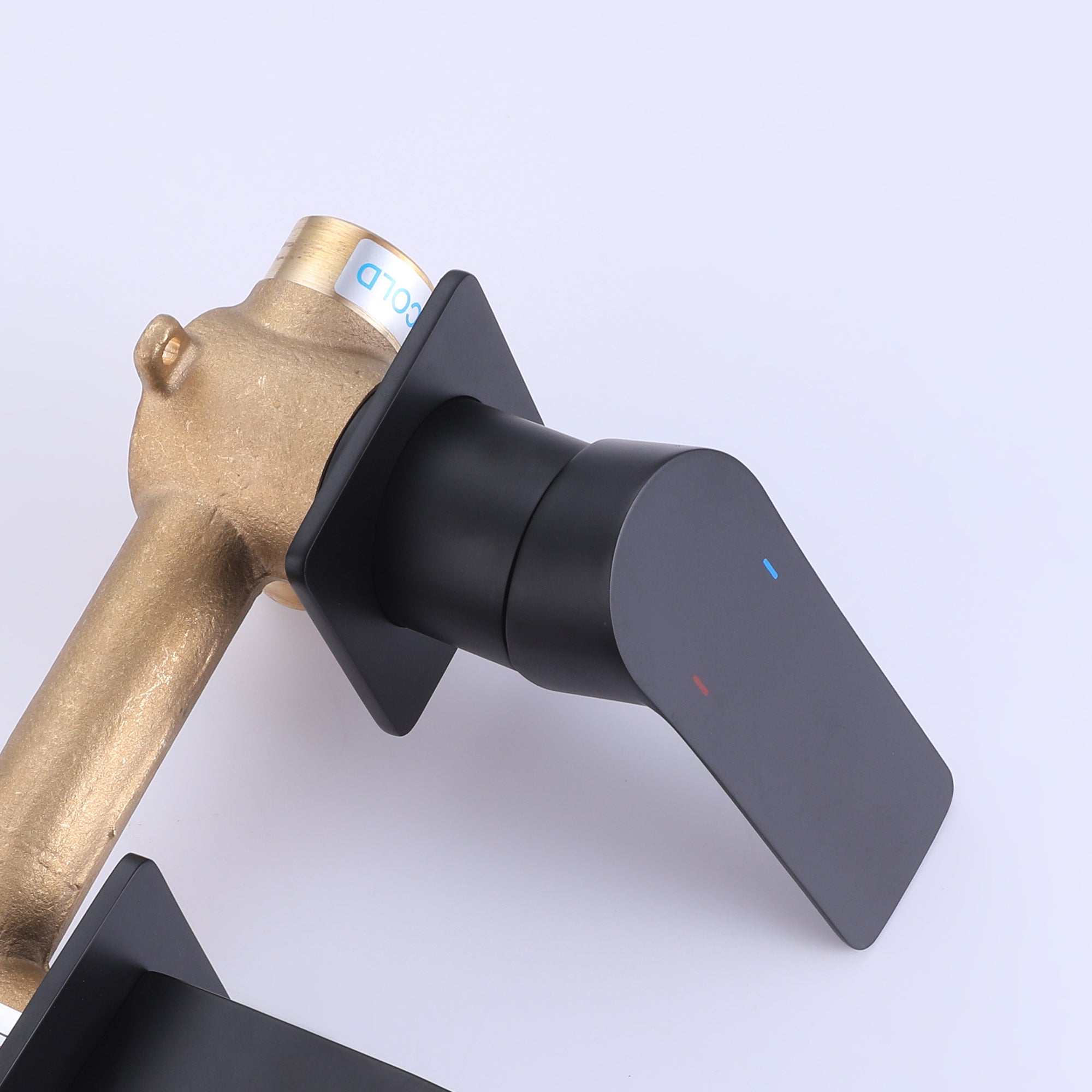 black bathroom faucets