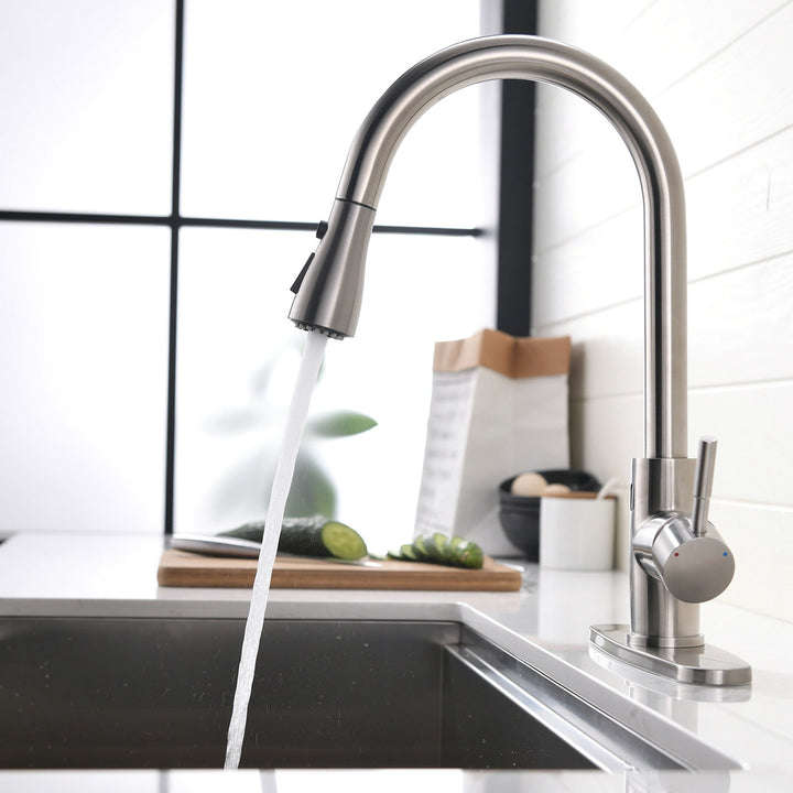 Single-Handle Touchless/Touch On Pull-Down Sprayer 2 Spray High Arc Kitchen Faucet with Deck Plate