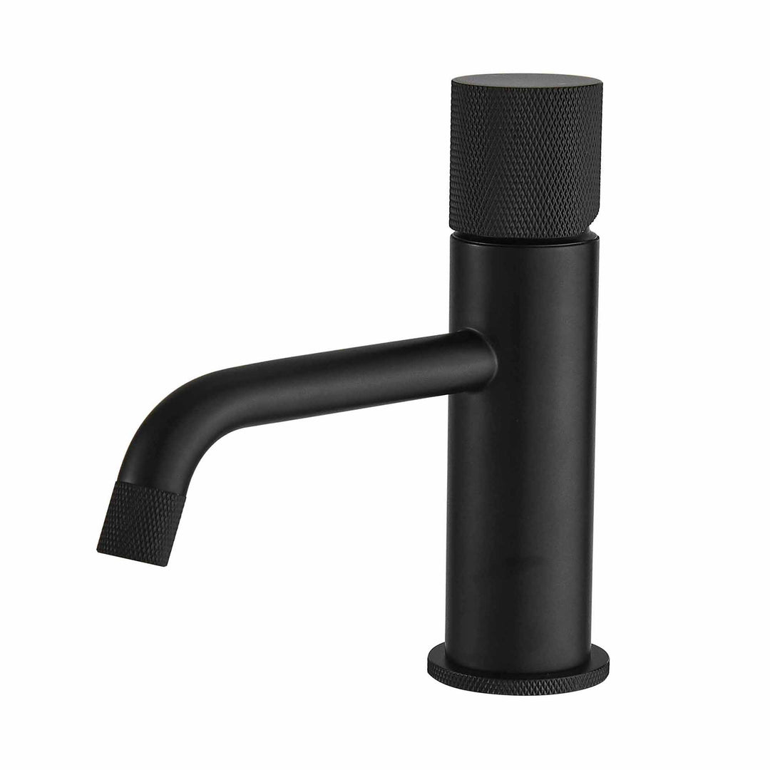 Single Hole Single-Handle Bathroom Faucet In Matte Black