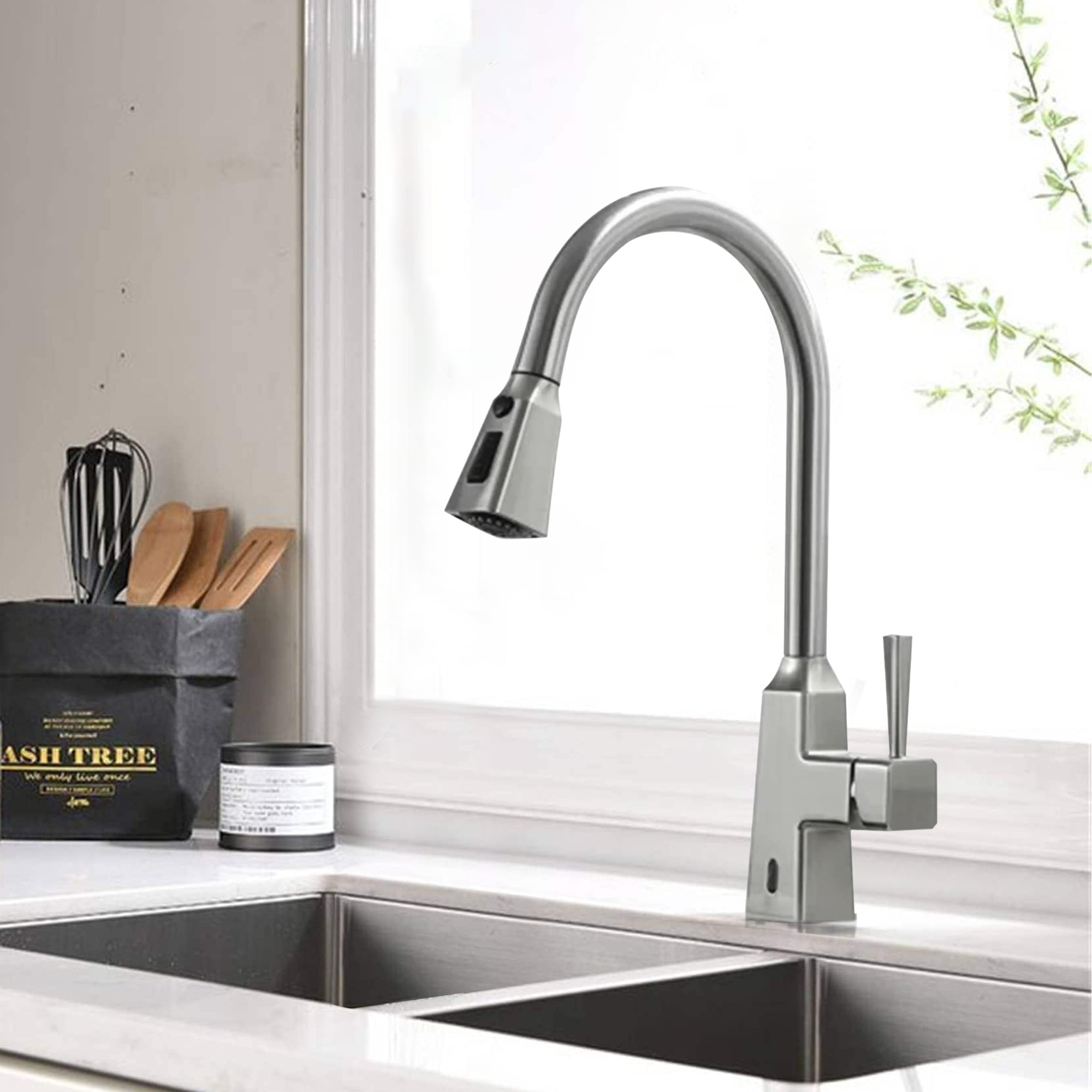 Single Handle Touchless Gooseneck Pull Down Sprayer Kitchen Faucet and Handles