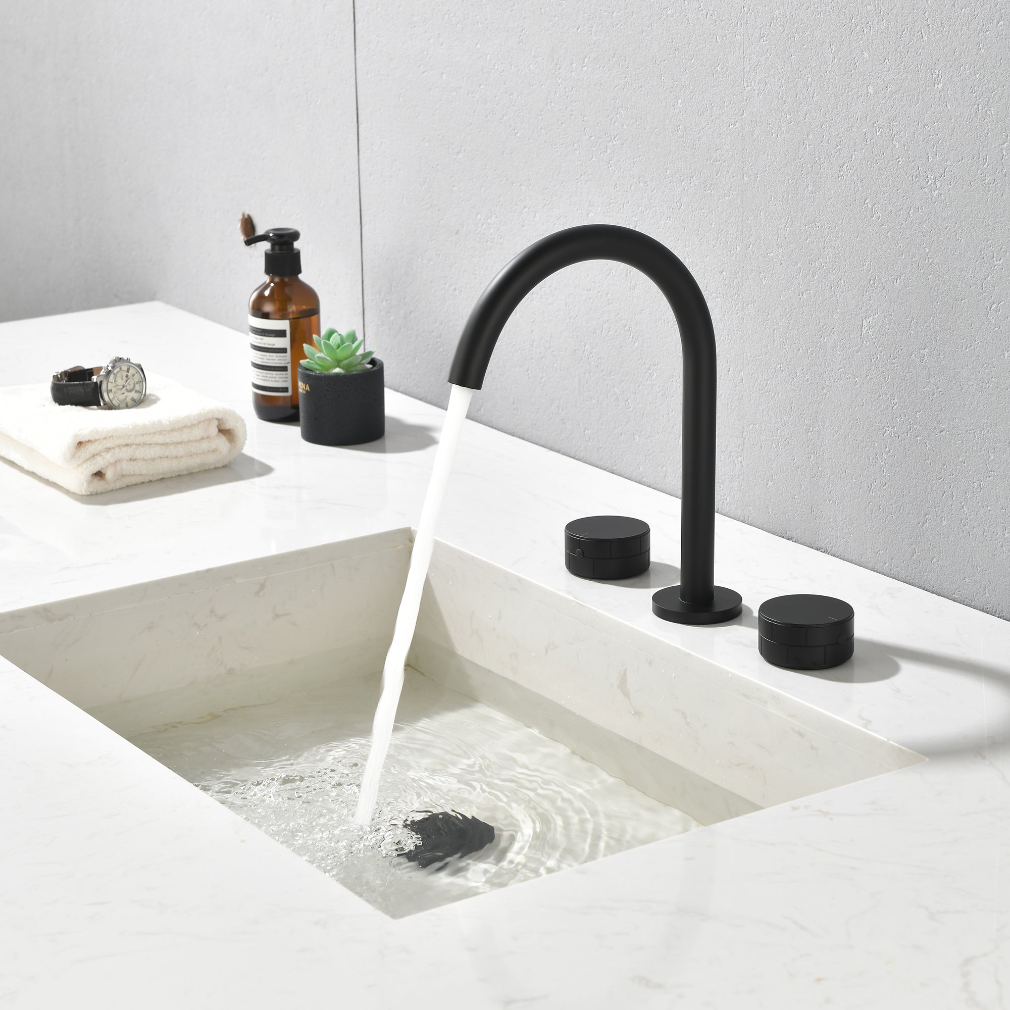 widespread bathroom faucet