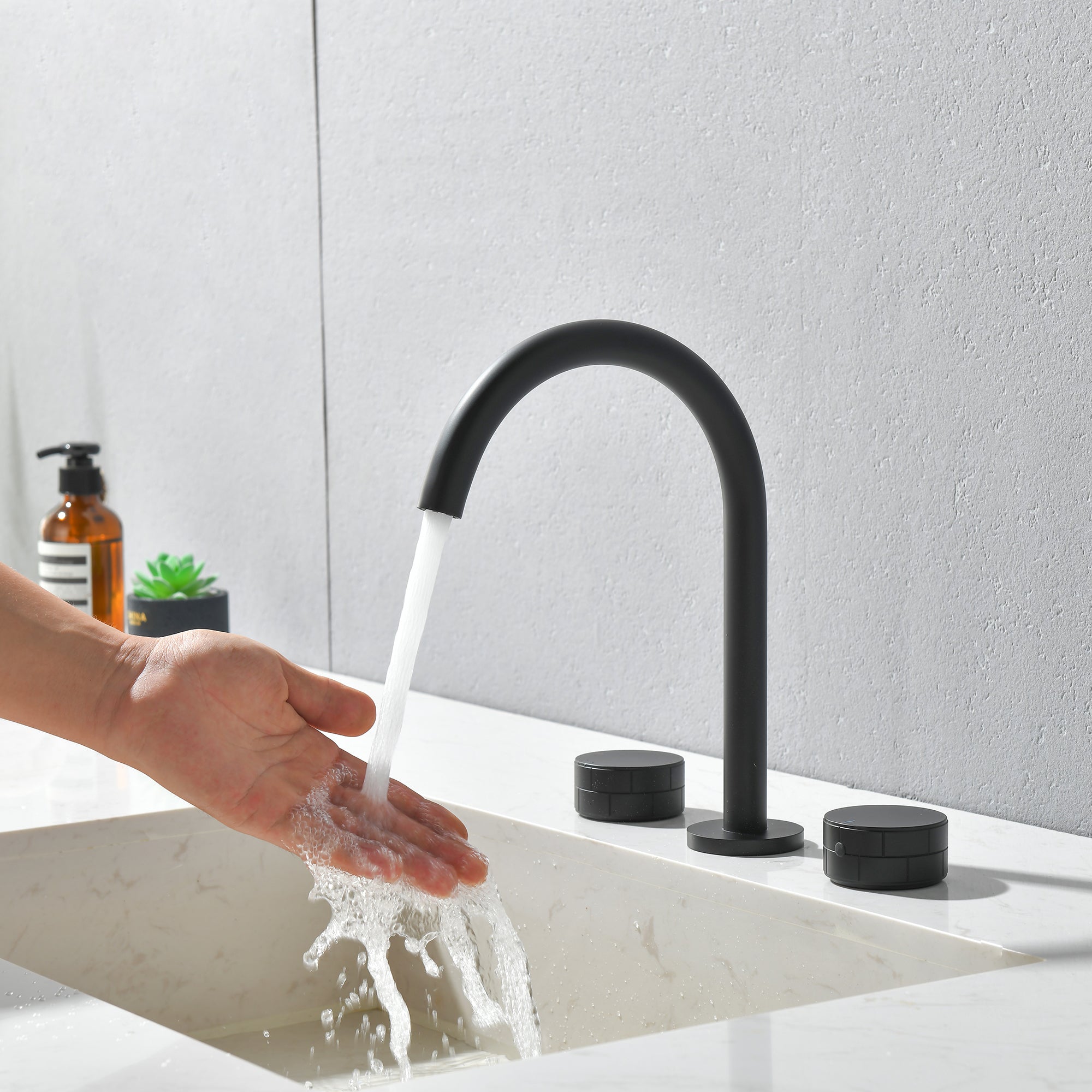 bathroom faucets widespread