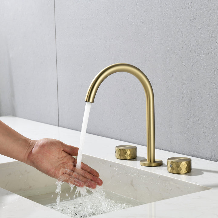 Bathroom Sink Faucet with 2 Handles, Bathroom Tap Mixer Faucet, Deck Mounted Solid Brass Bathroom Faucet, Golden Brushed