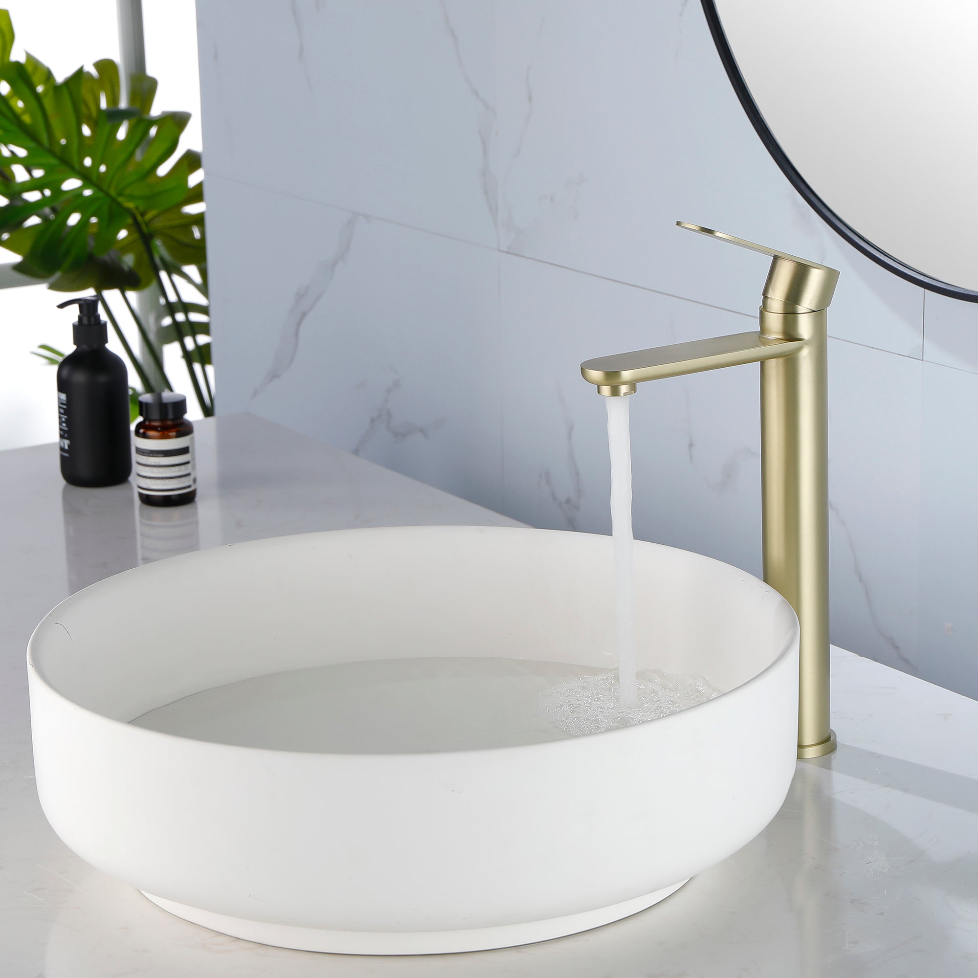 waterfall bathroom faucet
