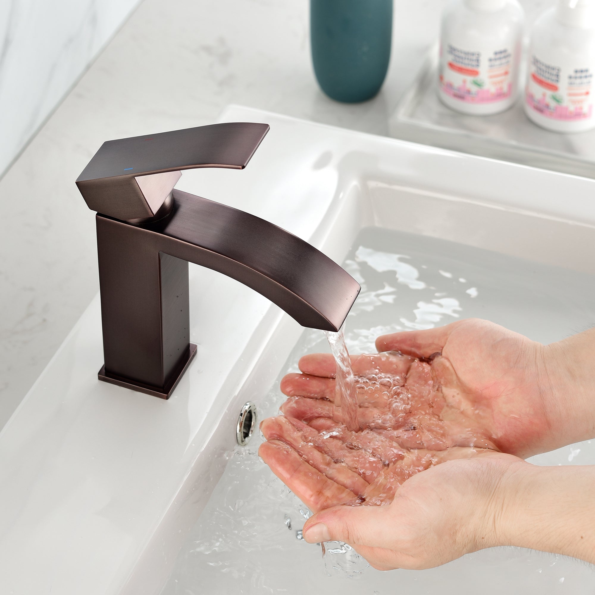wall mounted bathroom faucets