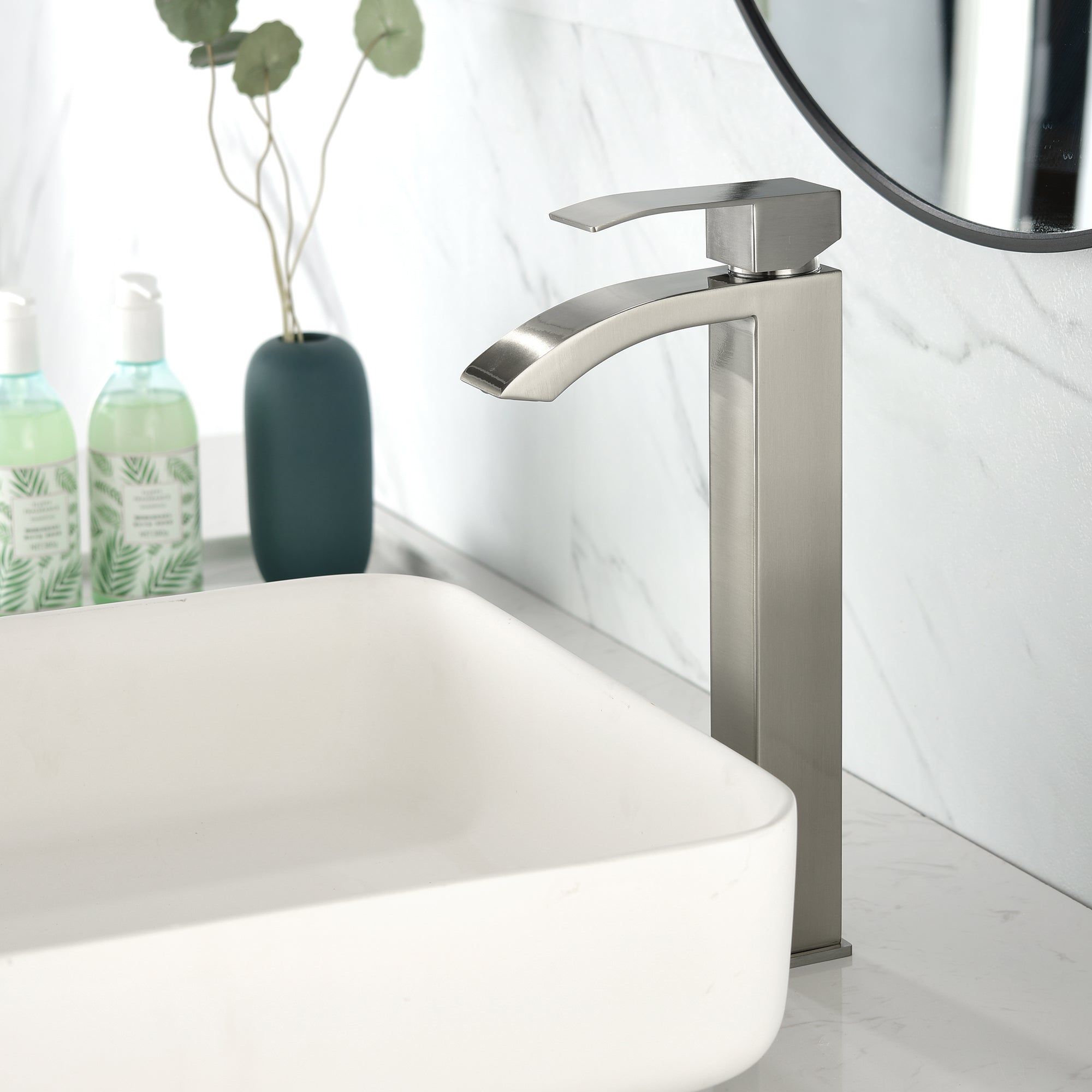 Single Handle Single Hole Bathroom Sink with Faucet