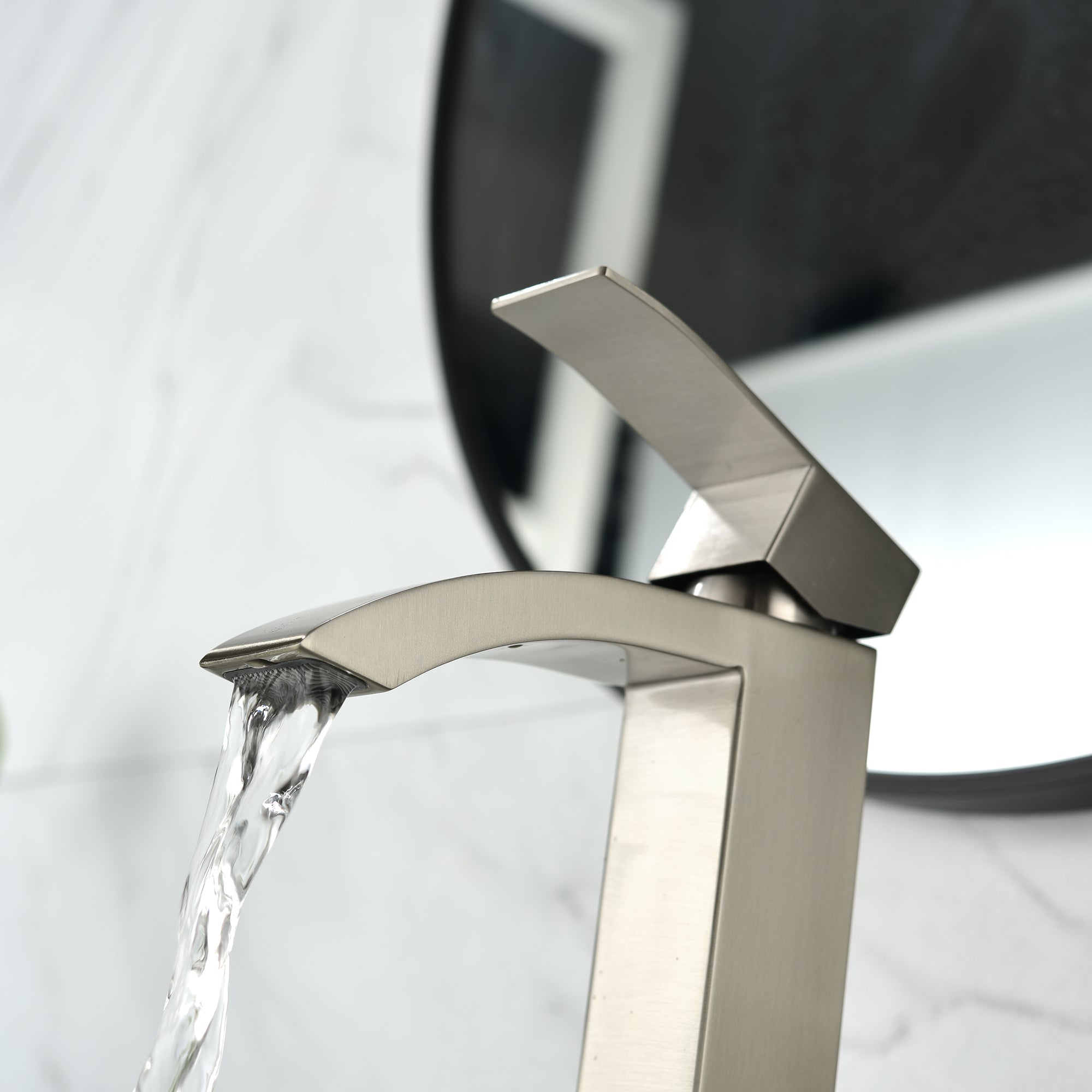 Single Handle Single Hole Bathroom Sink with Faucet