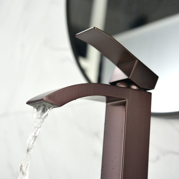 1-Handle Single Hole Bathroom Sink Faucet